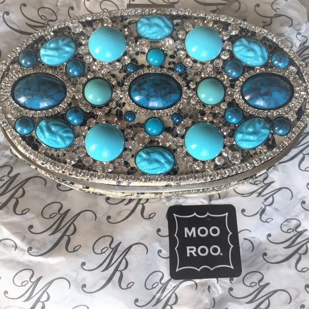 MOO ROO Onassis Turquoise Jeweled Swarovski Crystal Minaudiere Clutch Bag NEW
